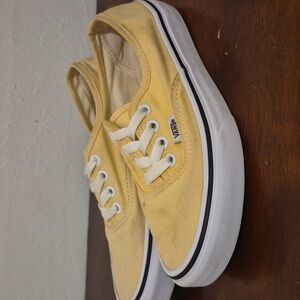 Vans | Unisex Authentic Lace-Up Sneakers in Golden Haze | 4M / 5.5W